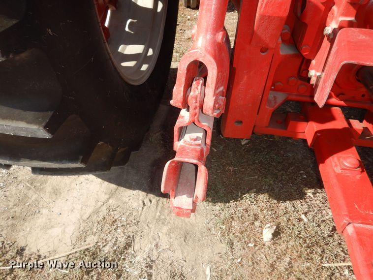 image for item LG9789 1970 International Farmall 856  tractor