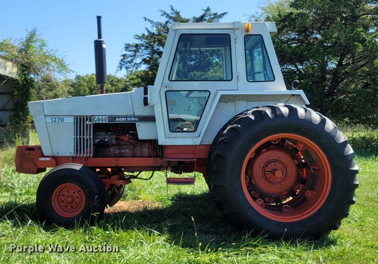image for item LM9749 1978 Case 1270  tractor