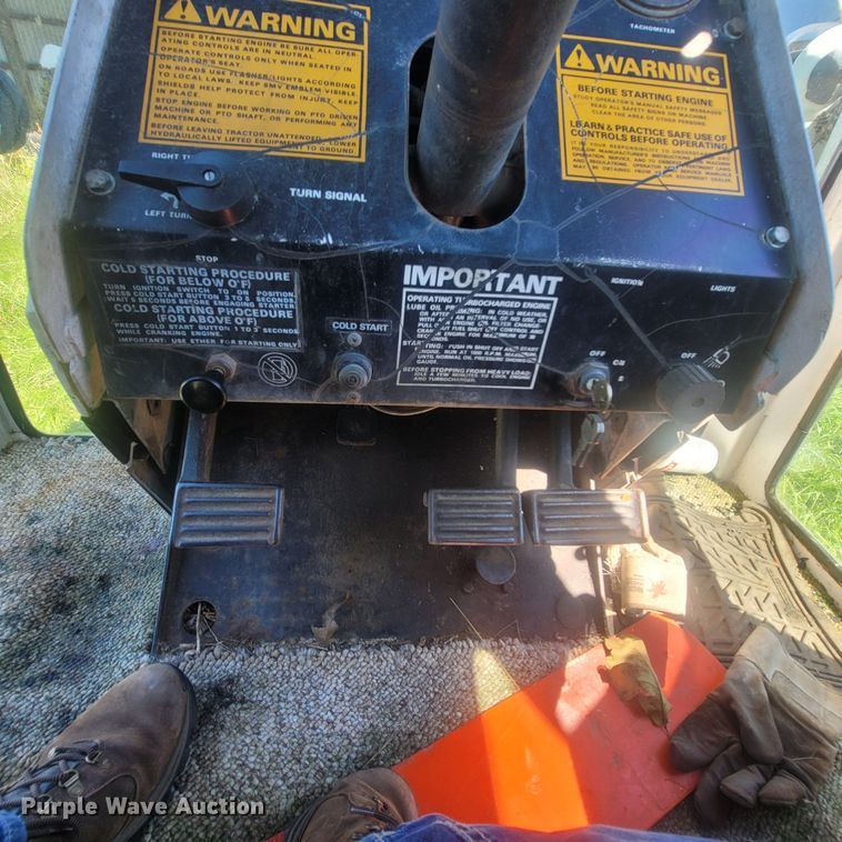 image for item LM9749 1978 Case 1270  tractor