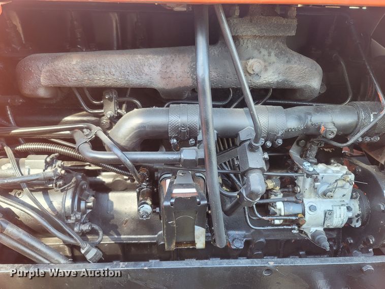 image for item LN9595 1974 Allis Chalmers 200  tractor