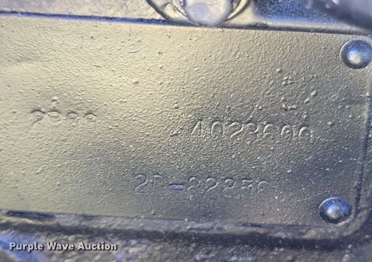 image for item LN9595 1974 Allis Chalmers 200  tractor