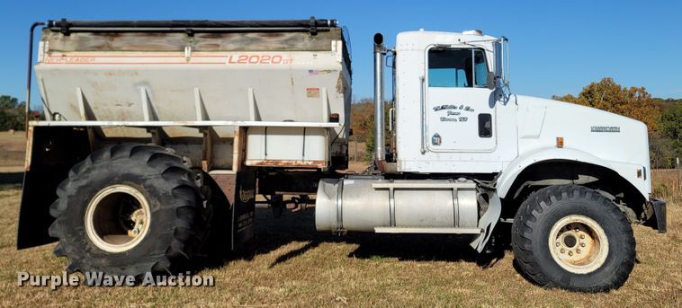 image for item LN9694 1993 Kenworth T800  applicator truck