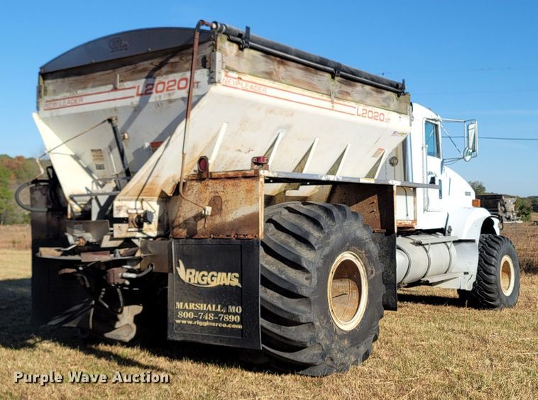 image for item LN9694 1993 Kenworth T800  applicator truck