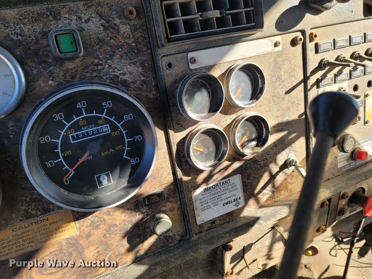 image for item LN9694 1993 Kenworth T800  applicator truck