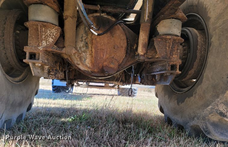 image for item LN9694 1993 Kenworth T800  applicator truck