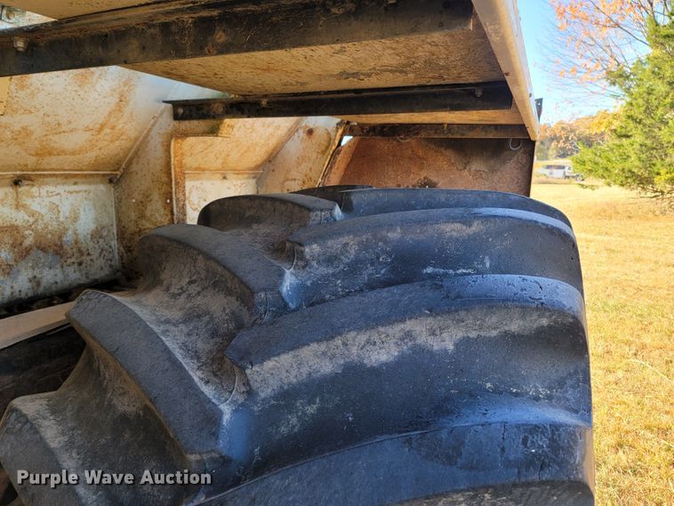 image for item LN9694 1993 Kenworth T800  applicator truck