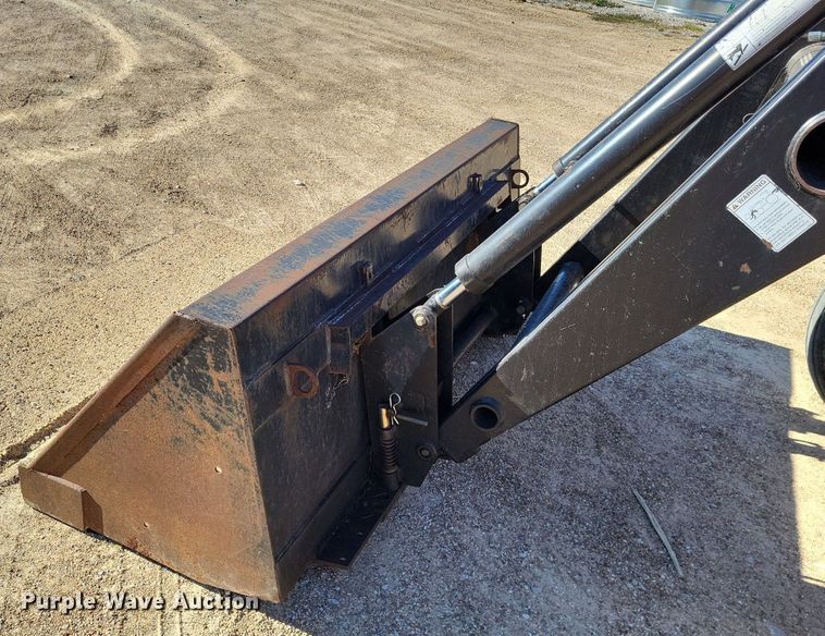 image for item LR9034 International 986  tractor