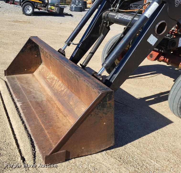 image for item LR9034 International 986  tractor