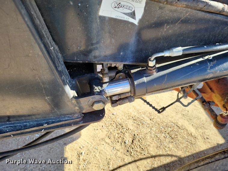 image for item LR9034 International 986  tractor