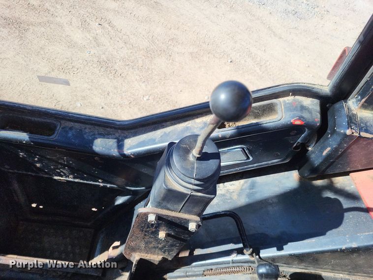 image for item LR9034 International 986  tractor