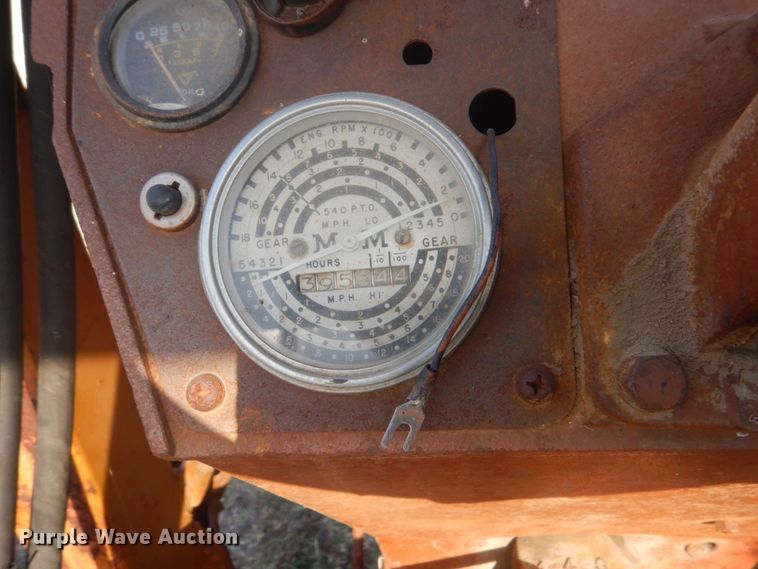 image for item LS9905 Moline M5  tractor