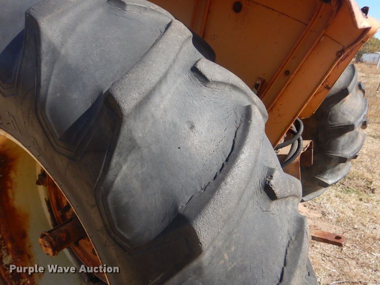 image for item LS9905 Moline M5  tractor