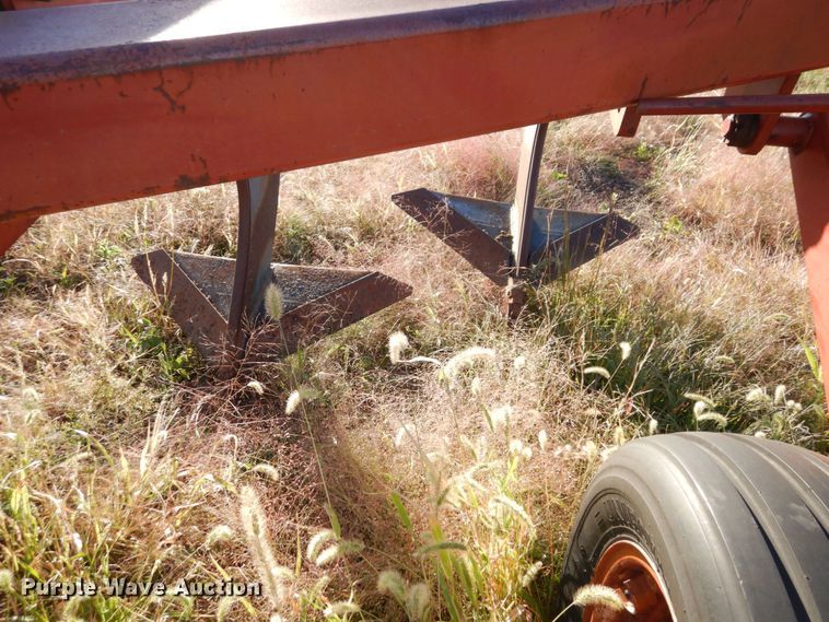 image for item LY9158 Kewanee 2500  V-ripper