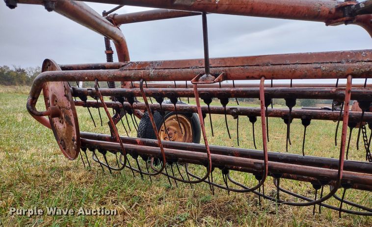 image for item LY9212 Massey Ferguson 37  hay rake