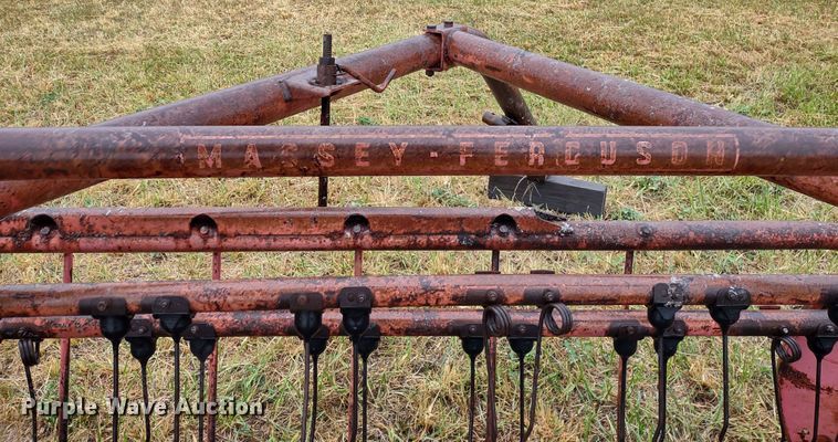 image for item LY9212 Massey Ferguson 37  hay rake