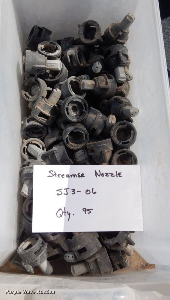 image for item LY9214 John Deere 4830  spray nozzles