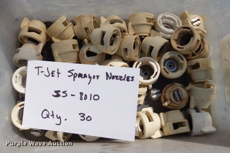 image for item LY9214 John Deere 4830  spray nozzles