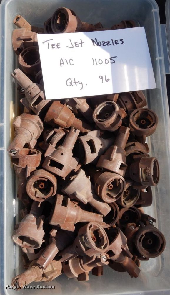 image for item LY9214 John Deere 4830  spray nozzles