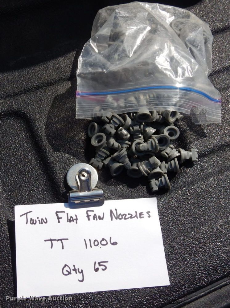 image for item LY9214 John Deere 4830  spray nozzles