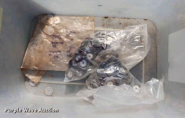 image for item LY9214 John Deere 4830  spray nozzles