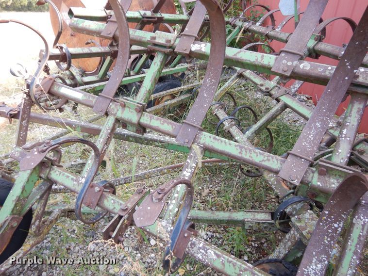 image for item LY9218 Chisel