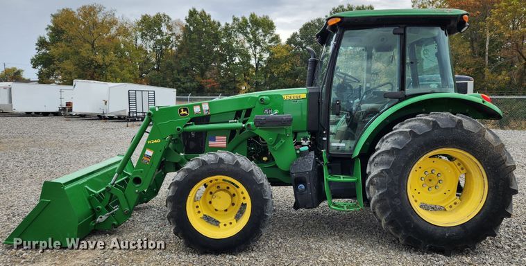 image for item MK9422 2015 John Deere 5100E  MFWD tractor