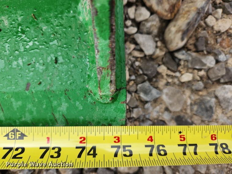 image for item MK9422 2015 John Deere 5100E  MFWD tractor