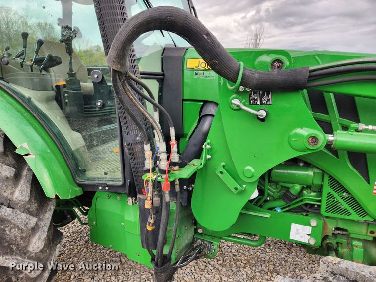 image for item MK9422 2015 John Deere 5100E  MFWD tractor