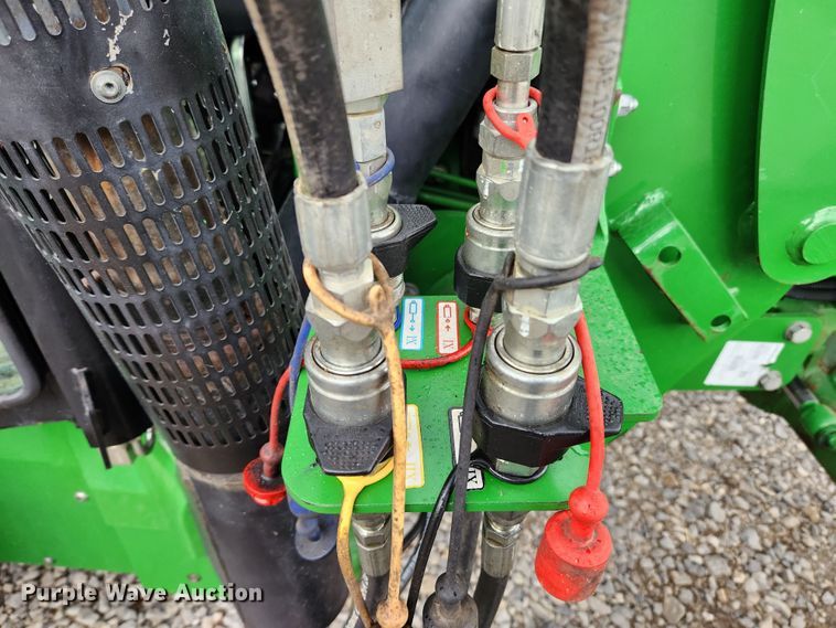 image for item MK9422 2015 John Deere 5100E  MFWD tractor