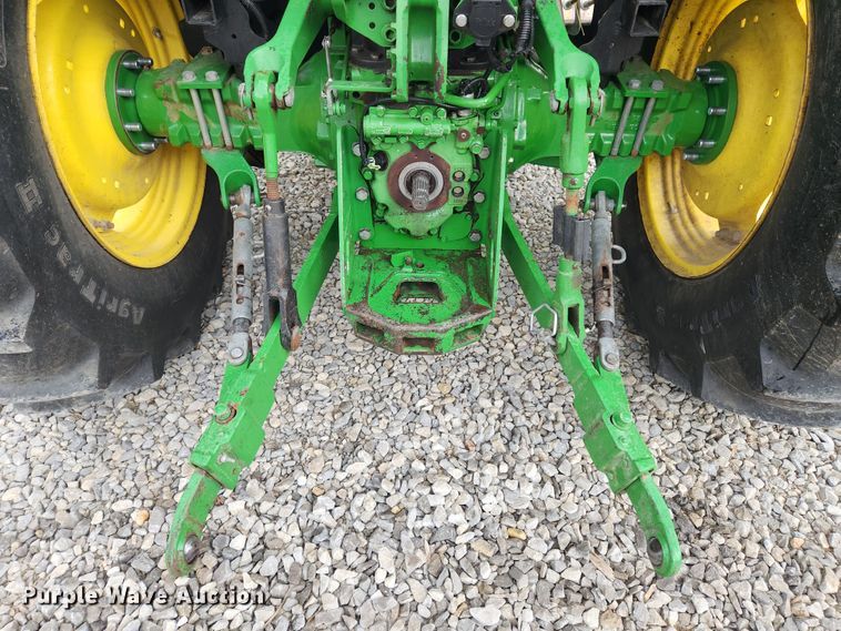 image for item MK9422 2015 John Deere 5100E  MFWD tractor