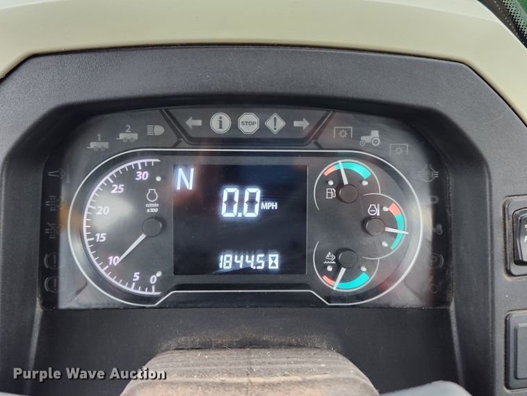 image for item MK9422 2015 John Deere 5100E  MFWD tractor