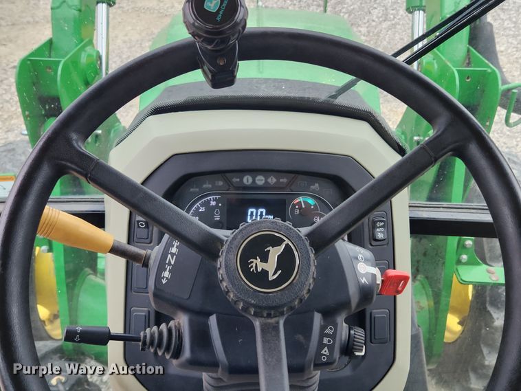 image for item MK9422 2015 John Deere 5100E  MFWD tractor