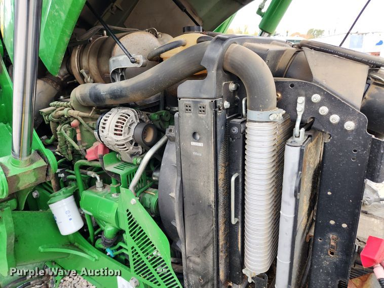 image for item MK9422 2015 John Deere 5100E  MFWD tractor