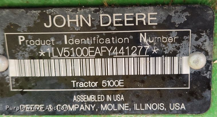 image for item MK9422 2015 John Deere 5100E  MFWD tractor