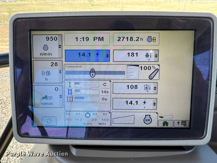 image for item MQ9838 2012 John Deere 6115R  MFWD tractor