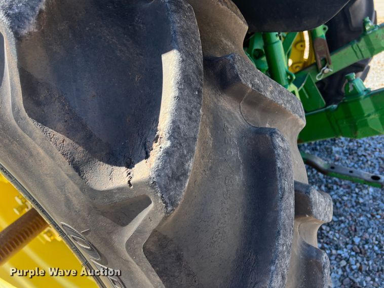 image for item MQ9838 2012 John Deere 6115R  MFWD tractor