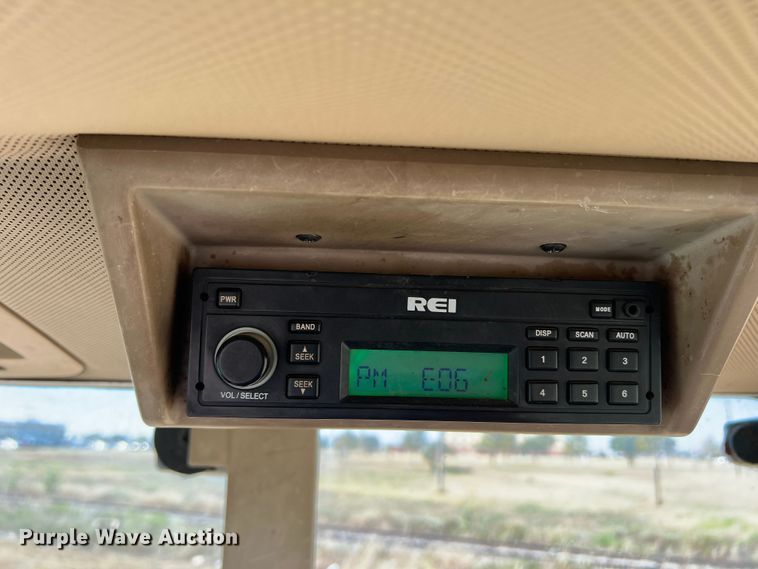 image for item MQ9839 1995 John Deere 6400  MFWD tractor