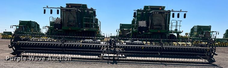 image for item MQ9840 2016 MacDon FD75-S  flex draper head