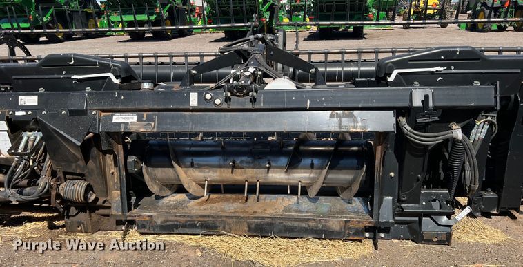 image for item MQ9840 2016 MacDon FD75-S  flex draper head