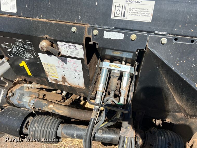 image for item MQ9840 2016 MacDon FD75-S  flex draper head