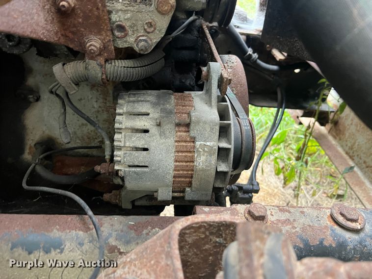 image for item MR9857 1989 International 8300  fertilizer delivery truck