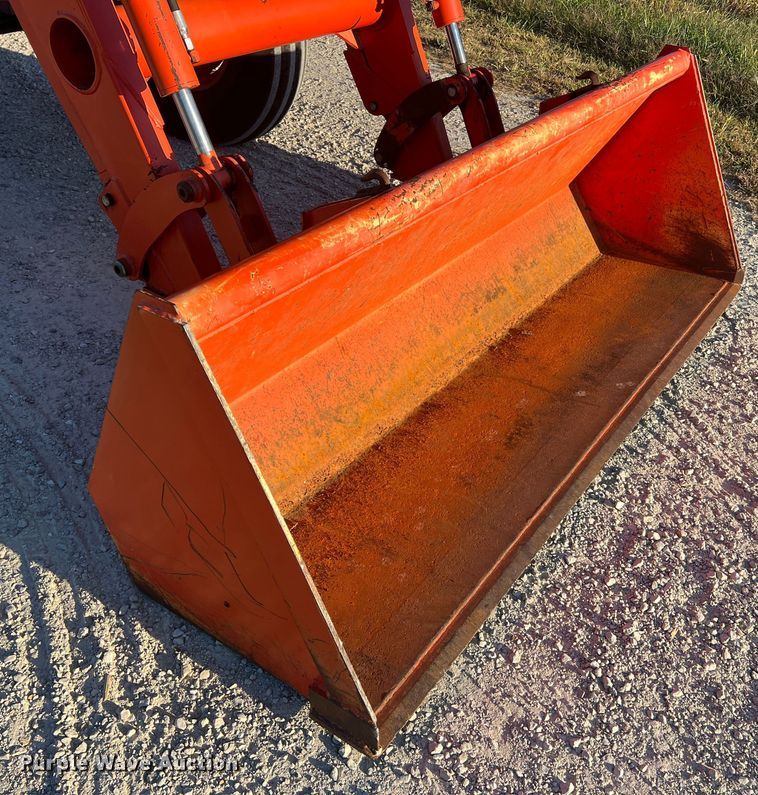 image for item MR9930 Kubota M120  tractor