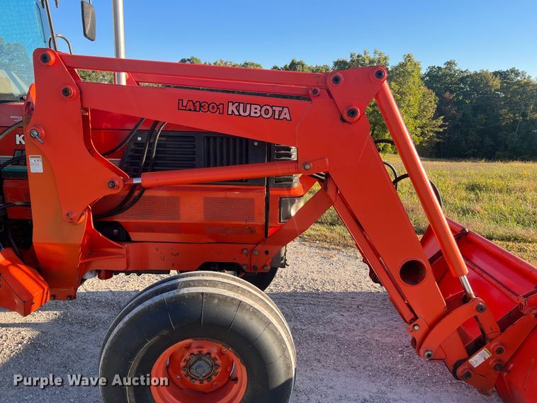 image for item MR9930 Kubota M120  tractor