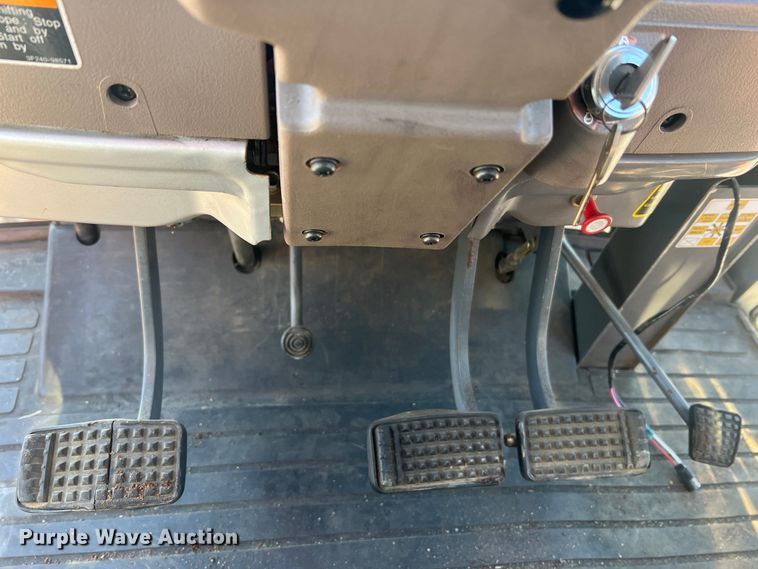 image for item MR9930 Kubota M120  tractor