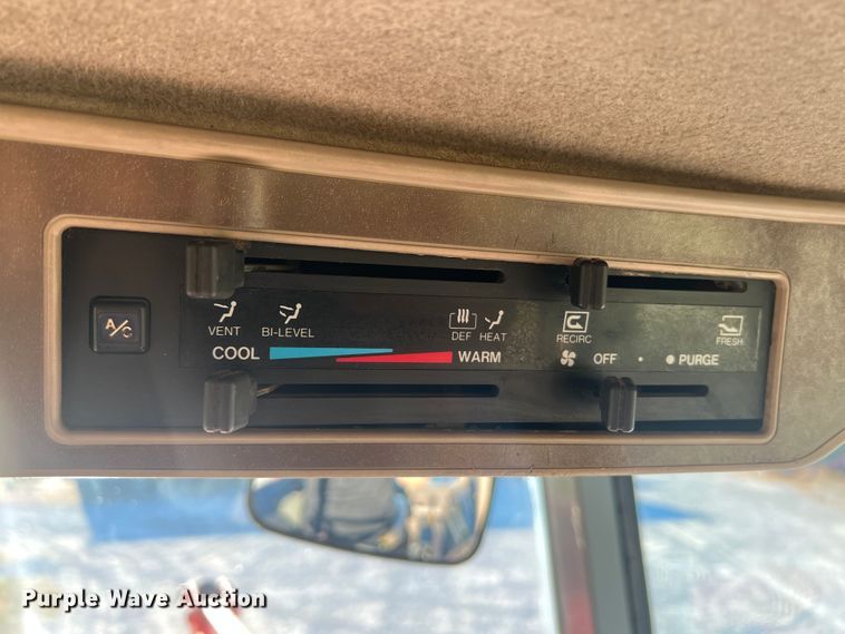 image for item MR9930 Kubota M120  tractor