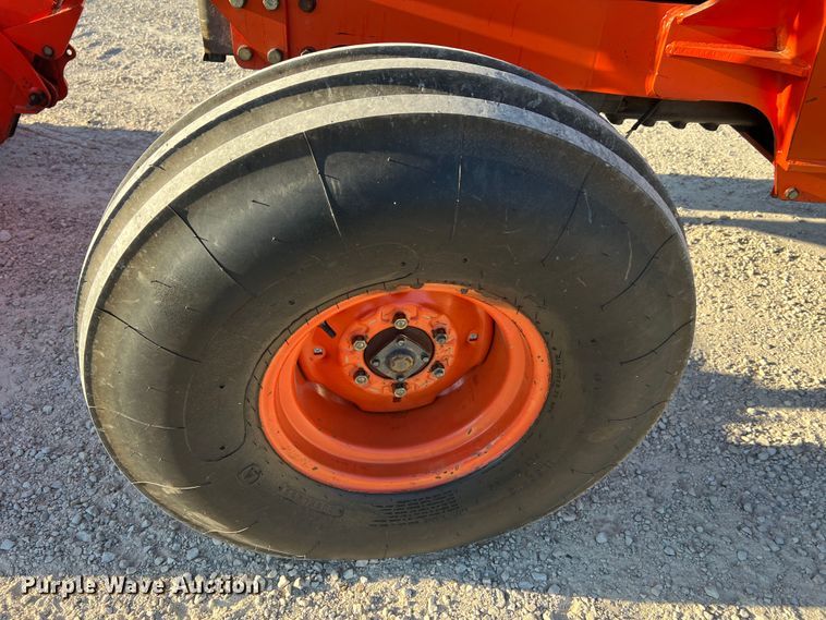image for item MR9930 Kubota M120  tractor