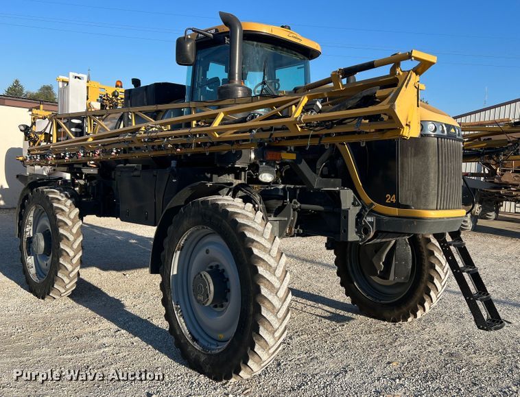 image for item MR9948 2015 Rogator RG900B  sprayer