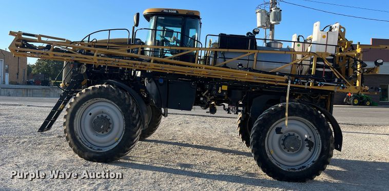 image for item MR9948 2015 Rogator RG900B  sprayer