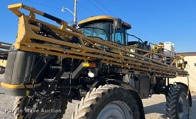image for item MR9948 2015 Rogator RG900B  sprayer