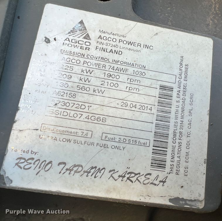 image for item MR9948 2015 Rogator RG900B  sprayer